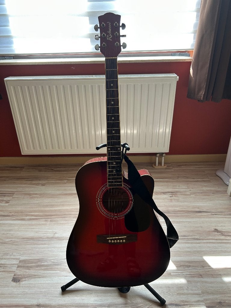 Akoestische gitaar, Muziek en Instrumenten, Ophalen, Zo goed als nieuw, Met koffer