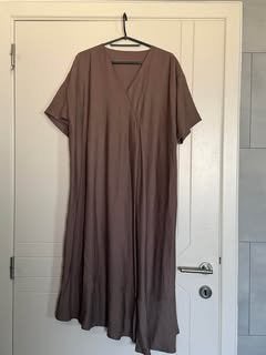 Nouvelle robe 100 % lin (40), Neuf, Taille 38/40 (M), Brun, Enlèvement