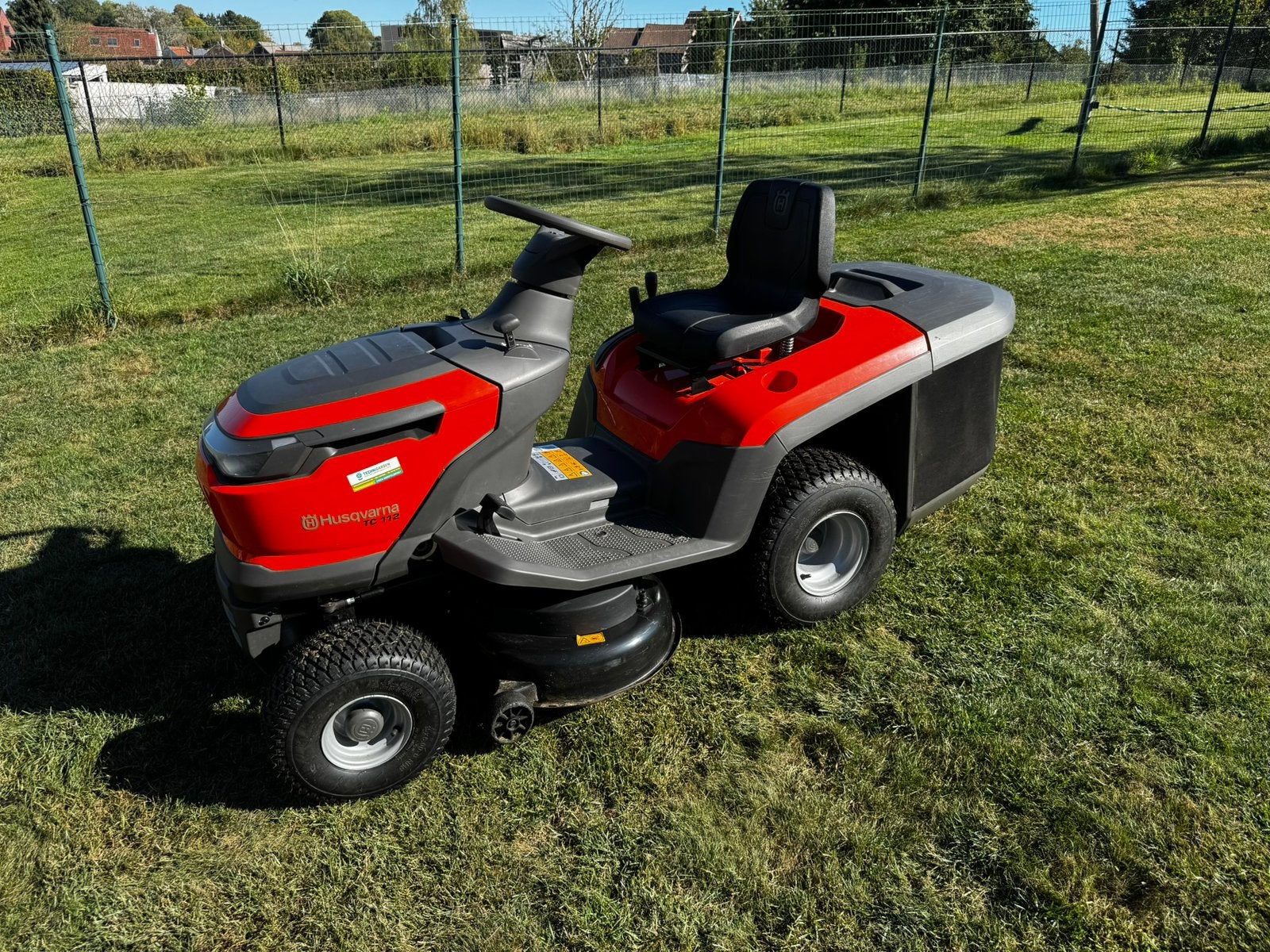 Husqvarna TC 112, Tuin en Terras, Ophalen, Zo goed als nieuw