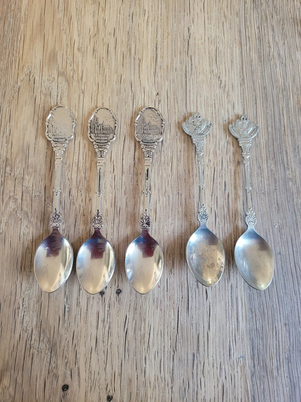 Set van 5 kleine verzilverde „souvenir” lepels, Ophalen of Verzenden