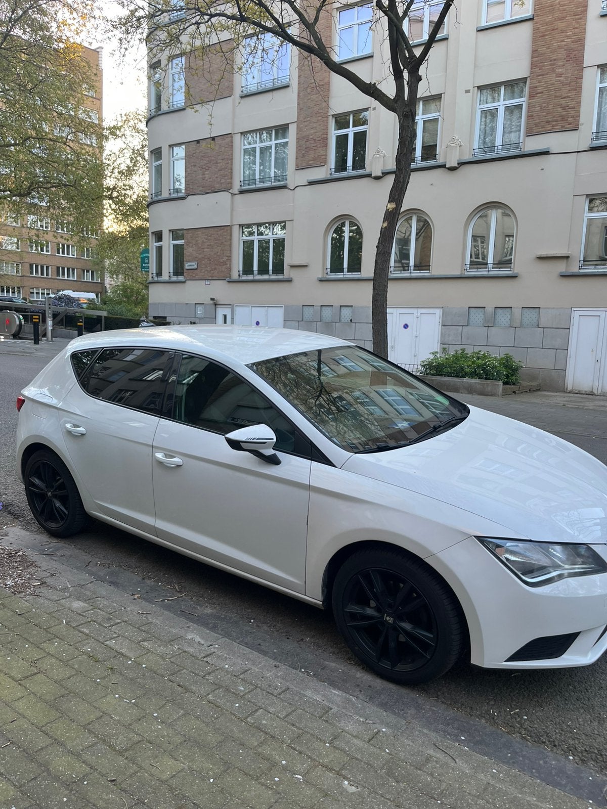 SEAT LEON 1.2 TSI 105 PK, Auto's, Voorwielaandrijving, Stof, Zwart, Leon