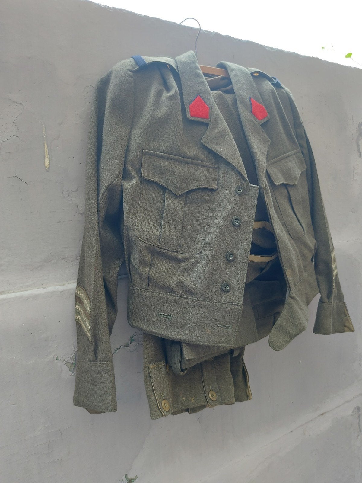 kostuum leger/ vest en 2 broeken, Verzamelen, Ophalen of Verzenden