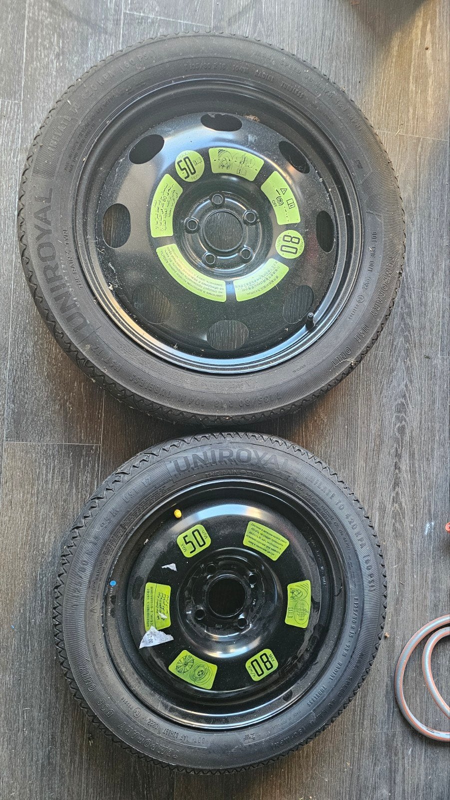 2 reserve uniroyal banden max 80 km/h, Auto-onderdelen, Ophalen, Nieuw, Banden en Velgen, Overige