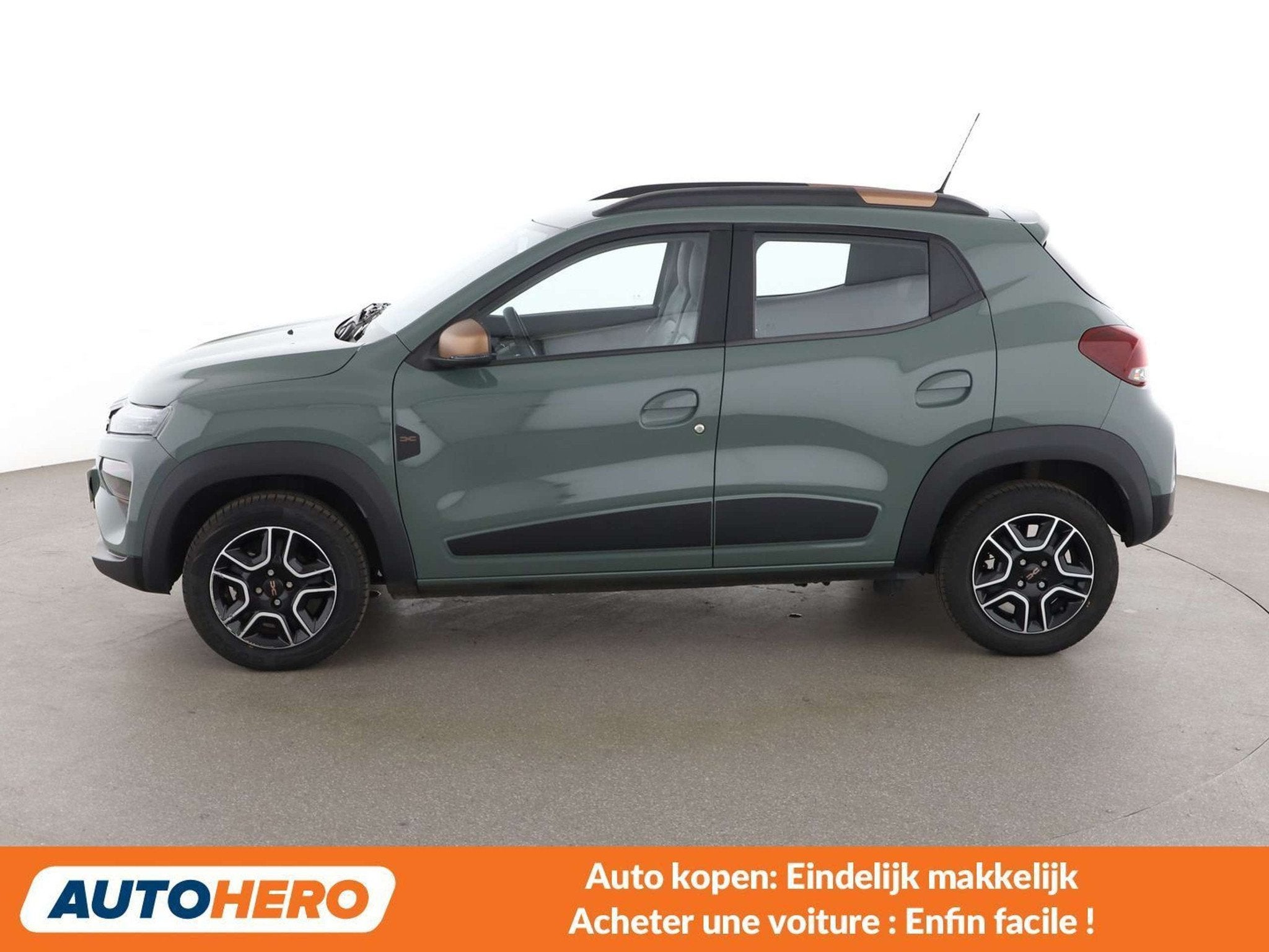 Dacia Spring electric drive 48 kW Extreme (bj 2023), Auto's, Dacia, 4 zetels, Gebruikt, Zwart, https://public.car-pass.be/vhr/2b1994e6-3451-43c9-ac31-8fcf98eec15b