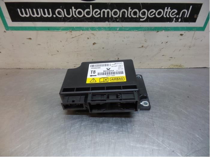Module airbag d'un Renault Megane (Megane 09-), Renault, -, 3 mois de garantie, Utilisé