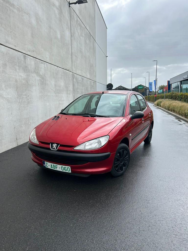 Peugeot 206 1.1 44kw benzine bj 2000 km89600 1j garantie, Auto's, Peugeot, Emergency brake assist, Bedrijf, Handgeschakeld, 5 deurs