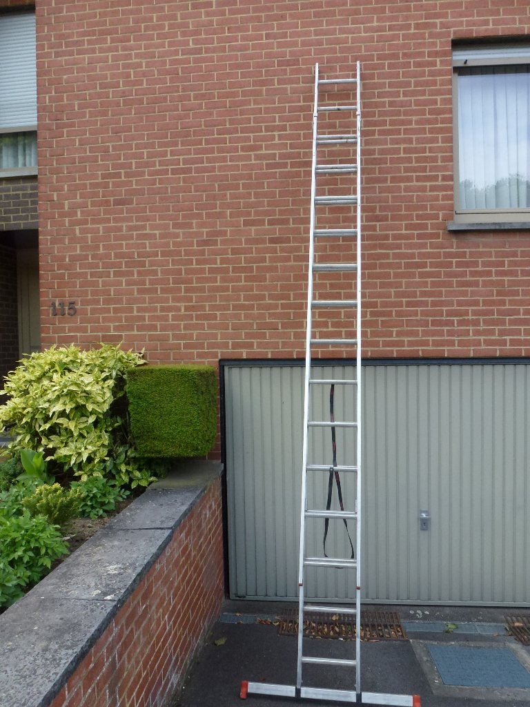 Echelle double 2 x 14 marches, aluminium, Pliable ou rétractable/escamotable, Comme neuf, Échelle, Enlèvement