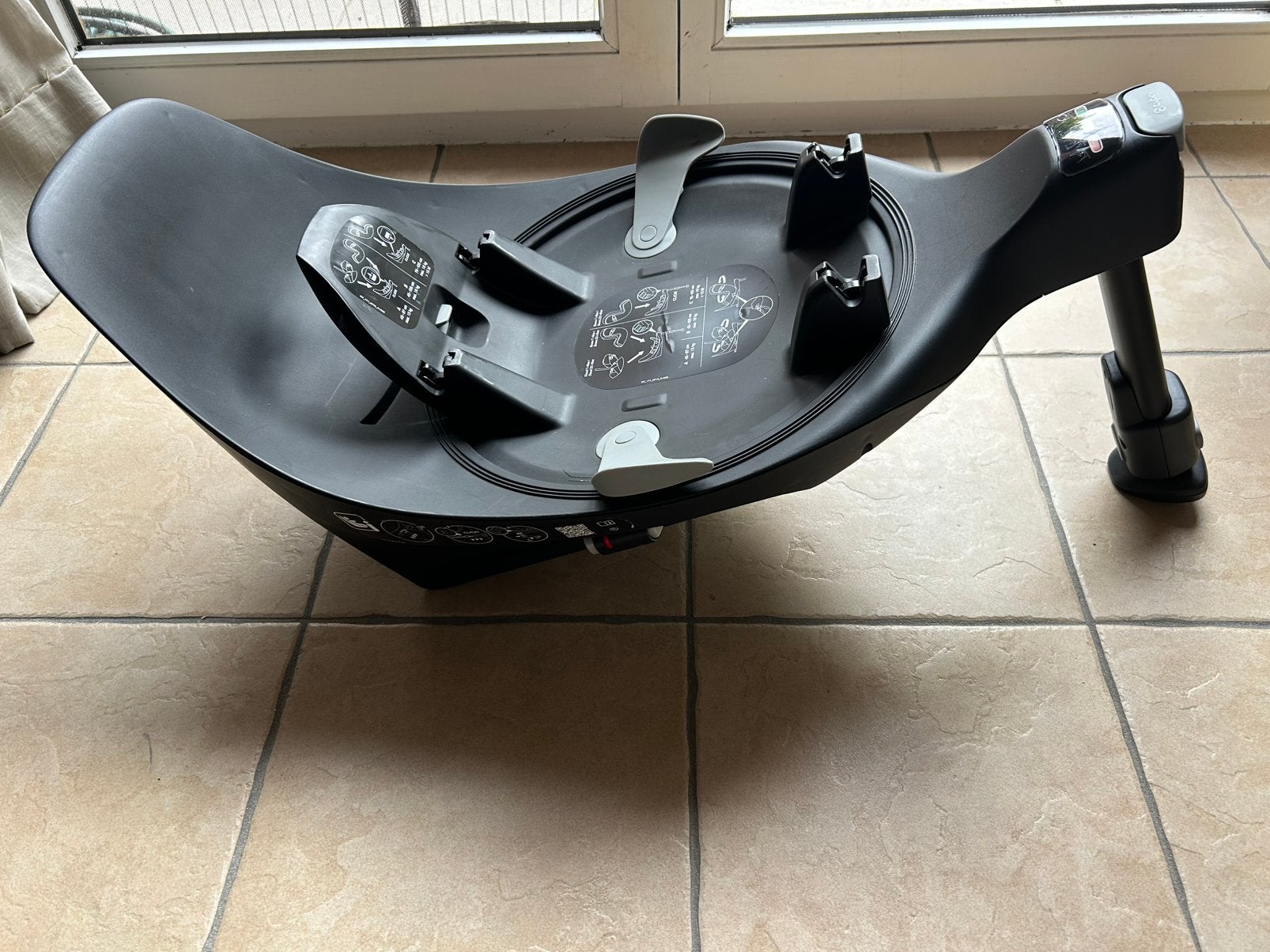 Draaibare babystoelhouder auto Cybex met voetstuk, Kinderen en Baby's, Ophalen, Zo goed als nieuw, Isofix