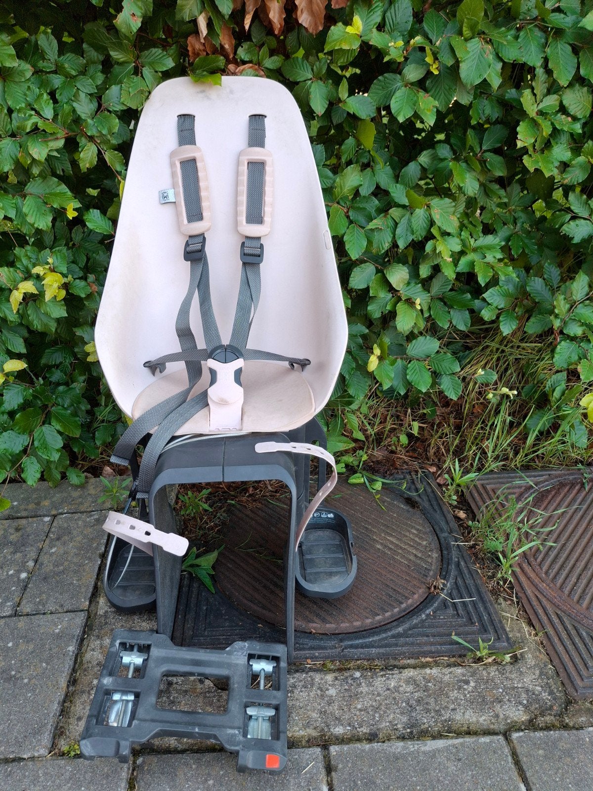 Urban iki fietsstoel in goede staat, Fietsen en Brommers, Achterzitje, Urban Iki, Ophalen, 15 t/m 25 kg