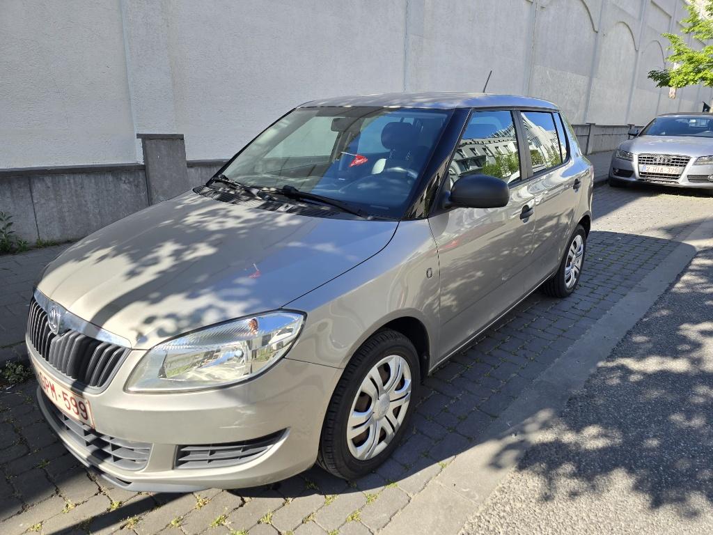 Skoda Fabia | 103000 km, Autos, Skoda, Euro 5, Achat, Beige, Boîte manuelle