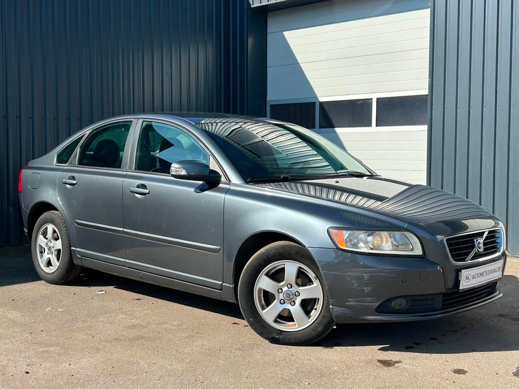 Volvo S40 Airco 1.8 Momentum, Autos, Volvo, Cuir, Achat, 4 portes, Entreprise