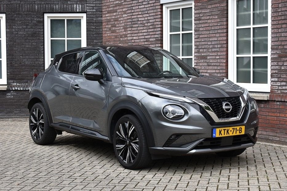 Nissan Juke 1.0 DIG-T Automaat N-Design Enigma Black Wij zij, Automaat, Parkeersensor, Bedrijf, SUV of Terreinwagen