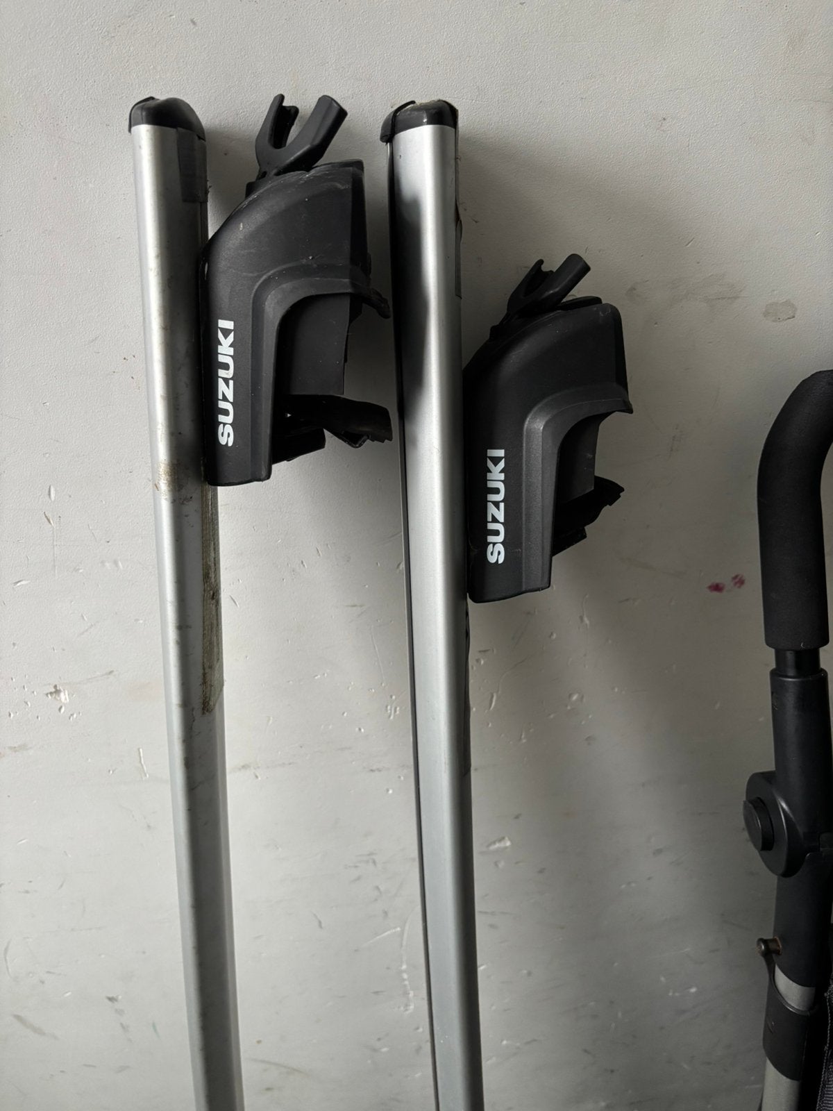 Suzuki dakdragers van 2015 tot 2024, Ophalen, Gebruikt
