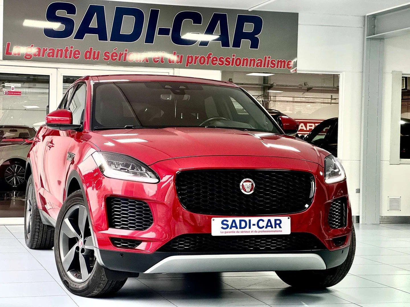 Jaguar E-Pace D150 - 2.0 D 150cv AWD S (4x4) (bj 2021), Auto's, Jaguar, Automaat, 158 g/km, Gebruikt, 4 cilinders