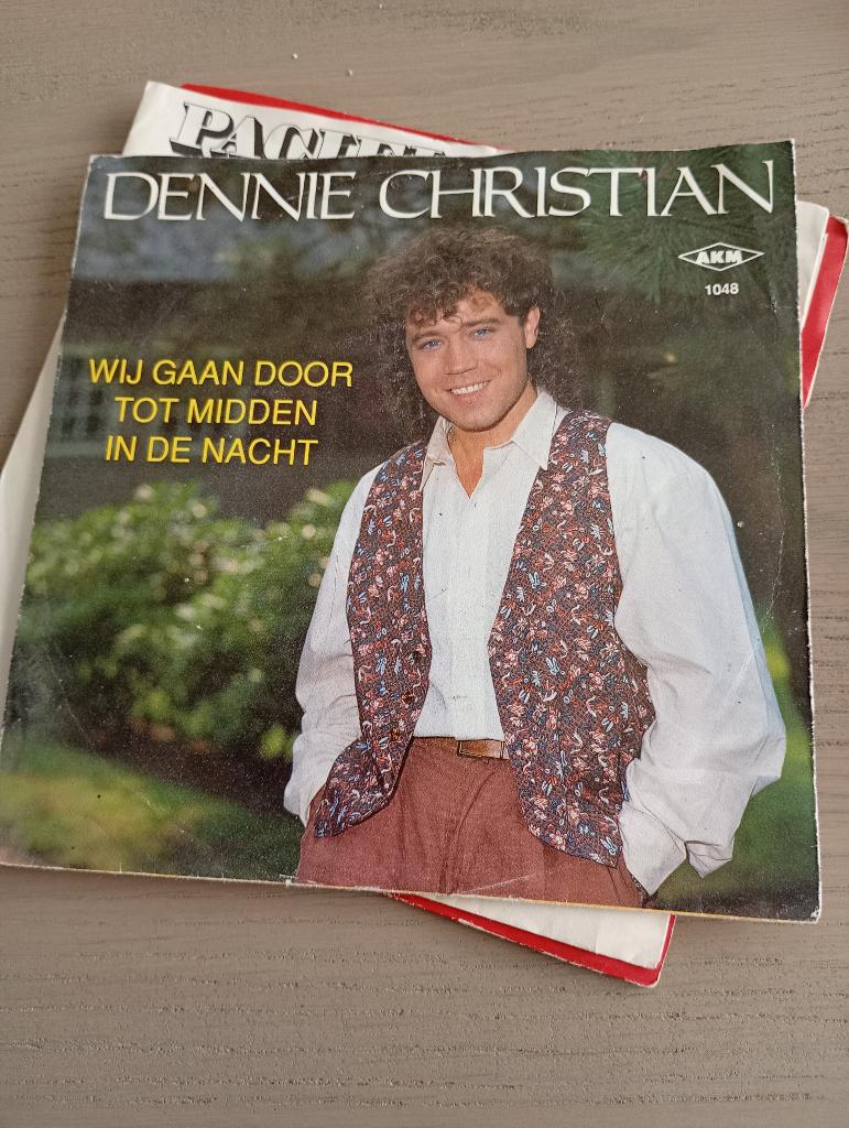 Dennie Christian - Wij gaan door tot midden van de nacht, Gebruikt, 7 inch, Ophalen of Verzenden, Nederlandstalig