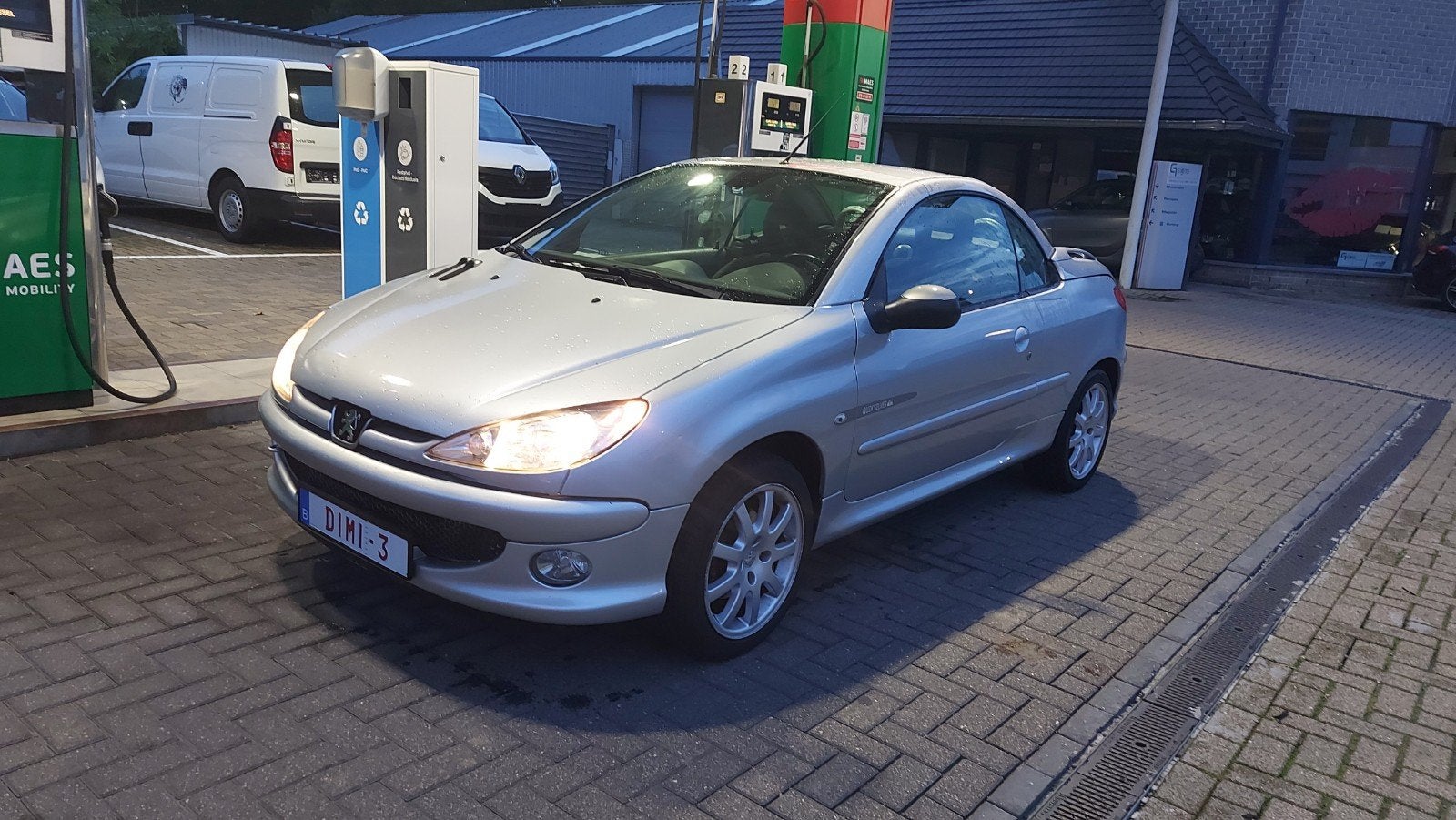 peugeot 206 cabrio gekeurd vr verkoop, Autos, Cabriolet, Boîte manuelle, 2 portes, Particulier