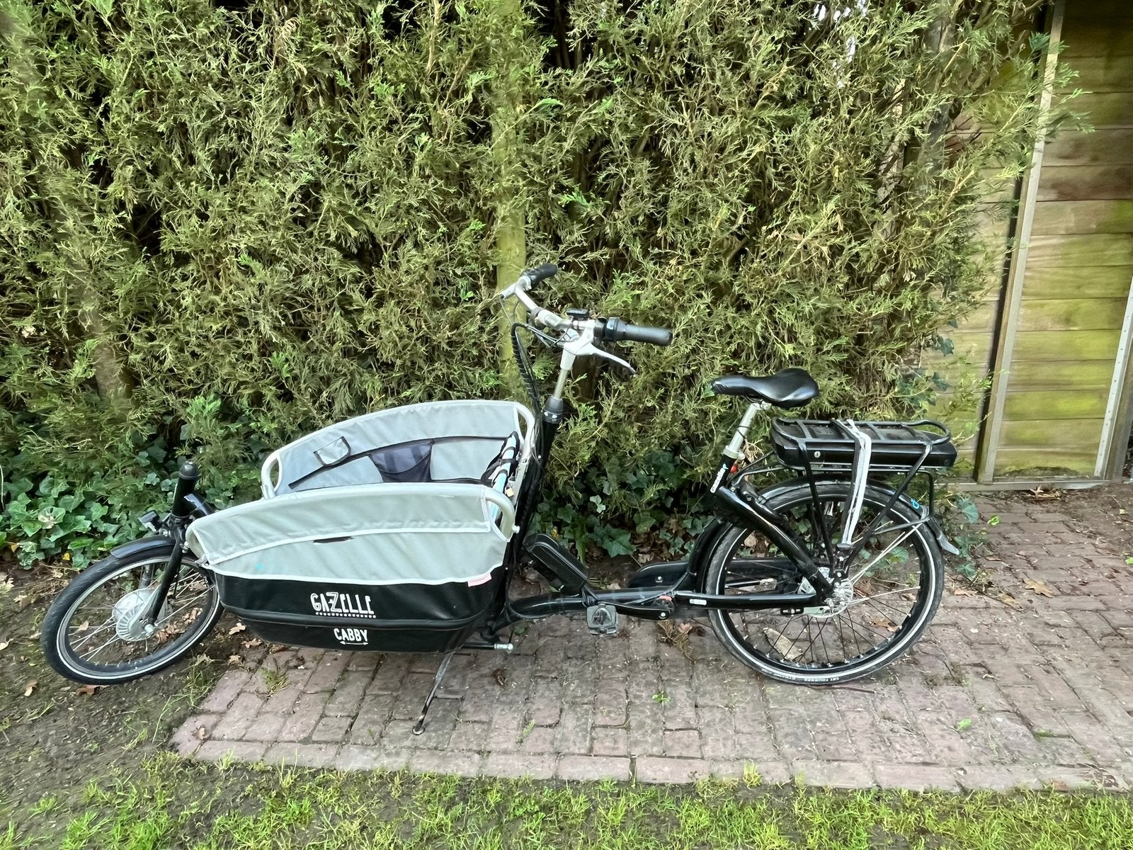 Gazelle cabby bakfiets, elektrisch, Vélos & Vélomoteurs, Vélos | Vélos avec bac, Comme neuf, Gazelle, Électrique, Enlèvement
