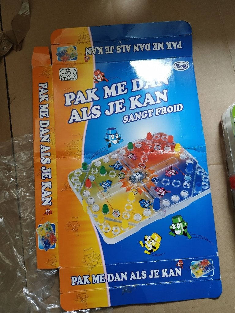 spel pak me als je kan in handige koffer, zo goed als nieuw, Hobby & Loisirs créatifs, Enlèvement ou Envoi