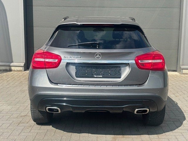 Mercedes-Benz GLA benzine automaat full history, Auto's, 4 cilinders, Bedrijf, 5 zetels, 5 deurs