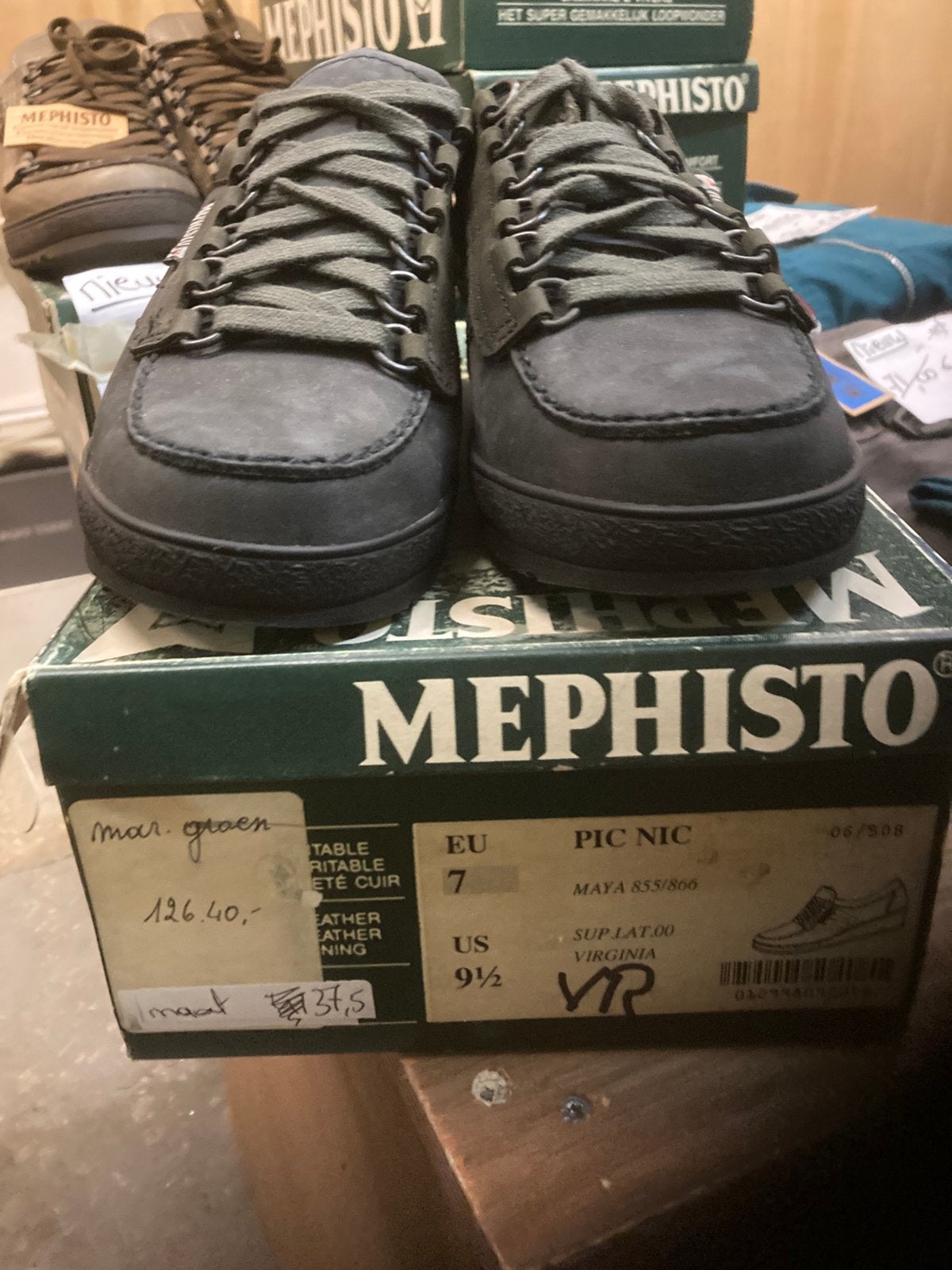 NIEUWE SCHOENEN MEPHISTO dames en heren., Ophalen, Nieuw