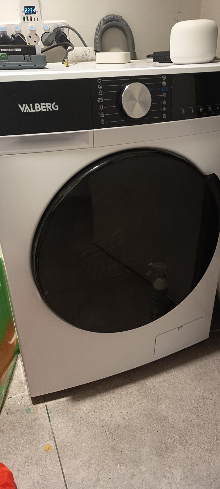VALBERG WF 714 A-10 W566C2, Electroménager, 6 à 8 kg, Enlèvement, Comme neuf, 85 à 90 cm