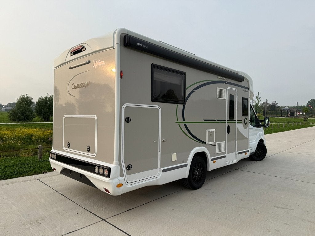 Chausson 788 TITANIUM ULTIMATE - 2023 - 8.079 KM - QUEENSBED, Entreprise, Chausson, Diesel, Automatique
