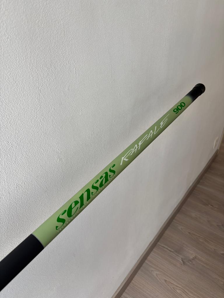 Sensas rafele 900, Watersport en Boten, Ophalen, Zo goed als nieuw