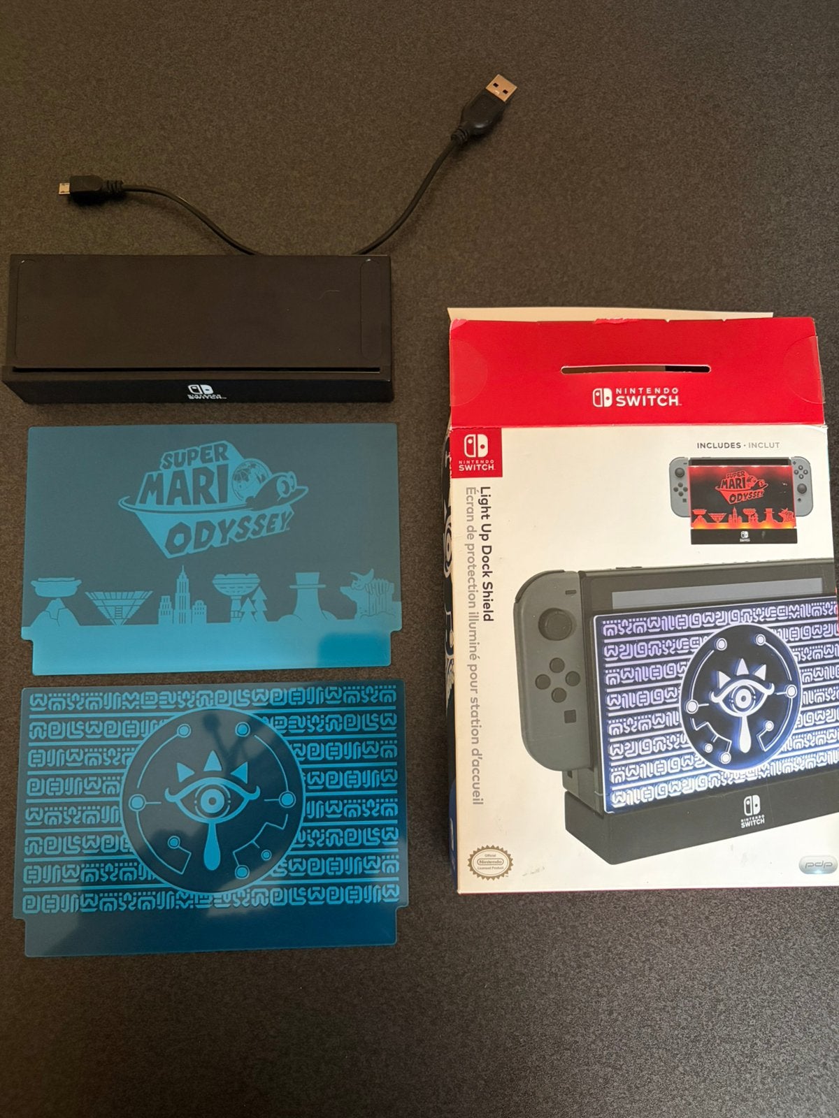 Light up dock - Switch, Games en Spelcomputers, Spelcomputers | Nintendo Switch, Ophalen, Zo goed als nieuw