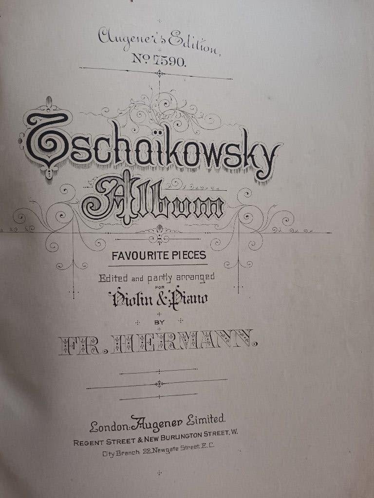partituur viool en piano - Tschaikowsky, Musique & Instruments, Partitions, Utilisé, Artiste ou Compositeur, Classique, Piano