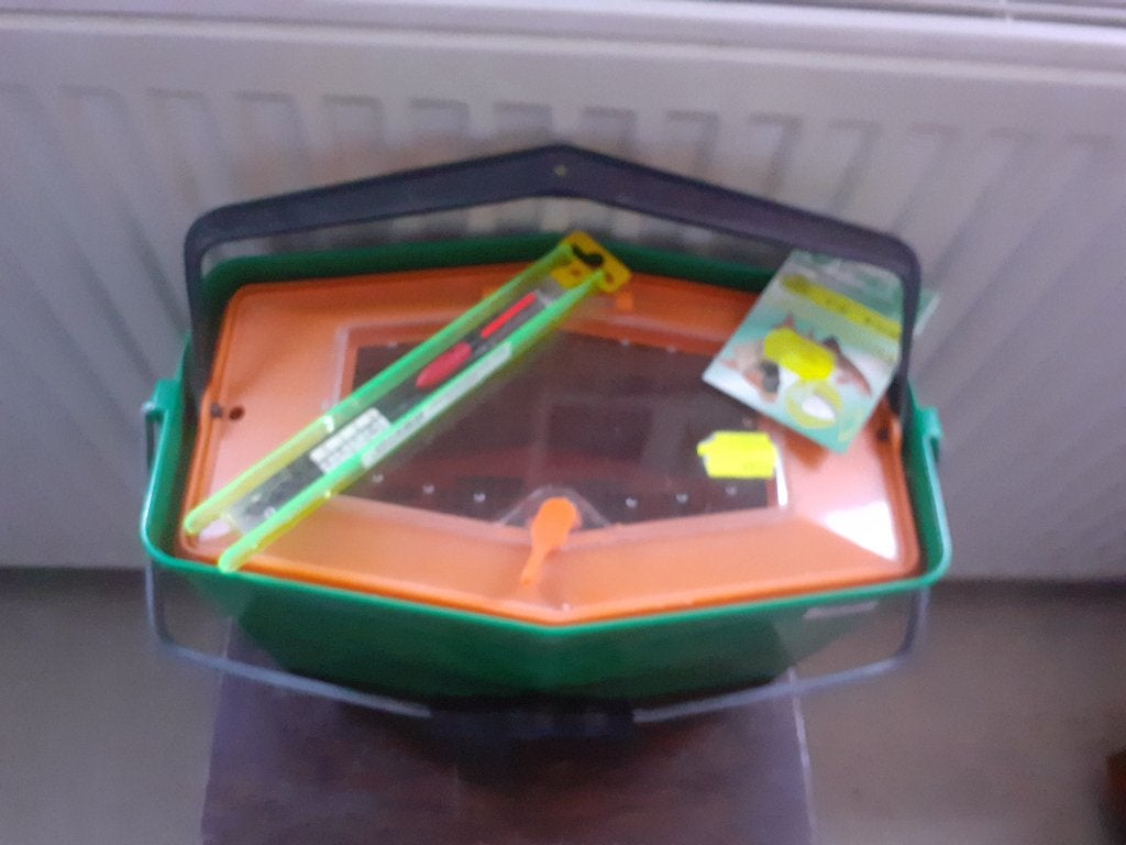 Bac de pêche, Enlèvement, Neuf, Coffre ou Sac