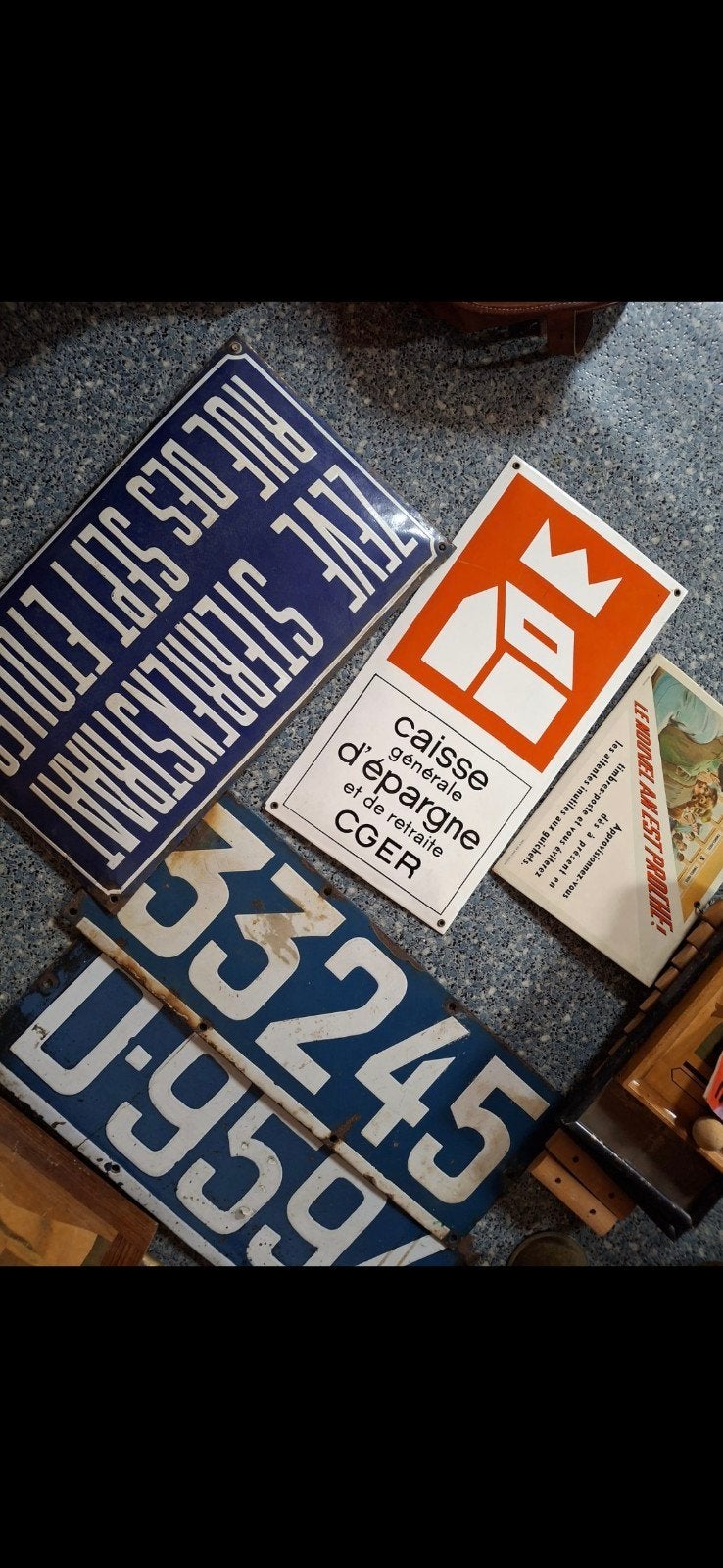 Panneaux et boites publicitaires, Collections