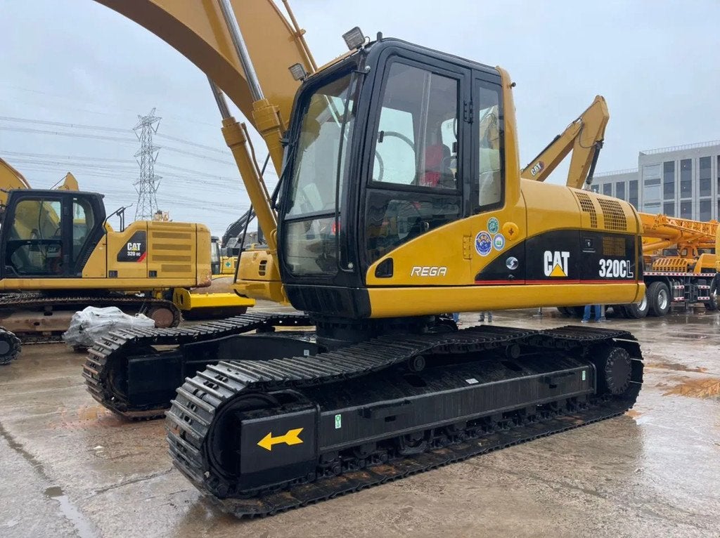 Caterpillar Catterpillar 320CL, Articles professionnels, Excavatrice