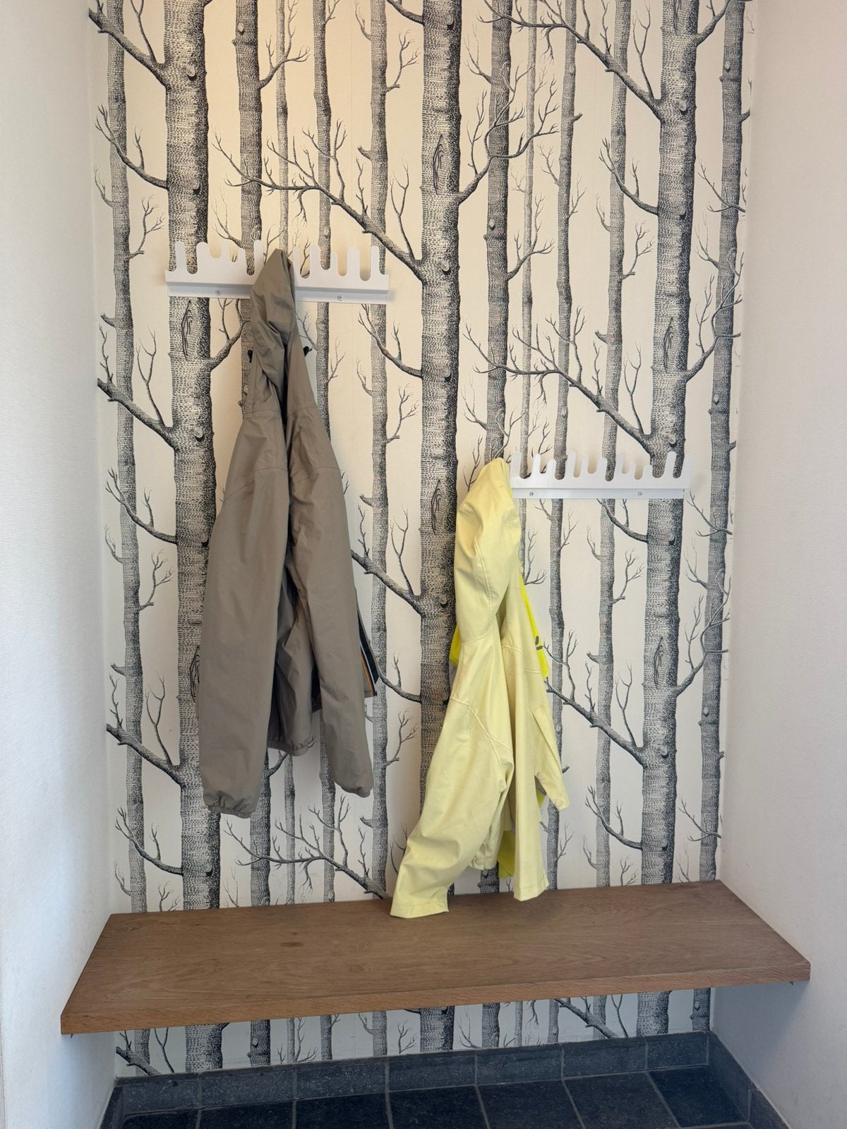 2 witte kapstokken, Huis en Inrichting, Woonaccessoires | Kapstokken, Zo goed als nieuw, Minder dan 100 cm, Metaal, Ophalen