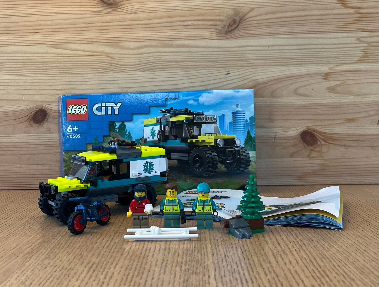 Lego City - 40582 - 4 x 4 terreinambulance redding, City, Enlèvement ou Envoi, Lego, Ensemble complet