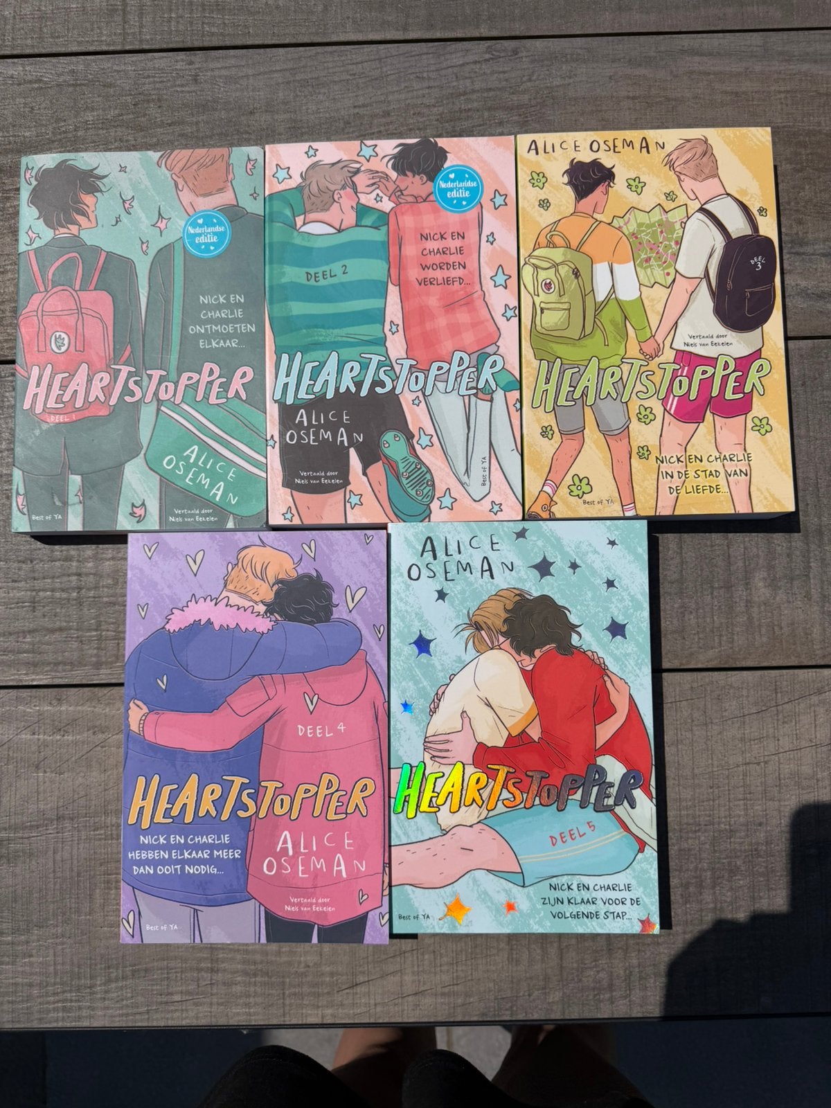 Volledige collectie van serie Heartstopper NEDERLANDS, Ophalen, Zo goed als nieuw