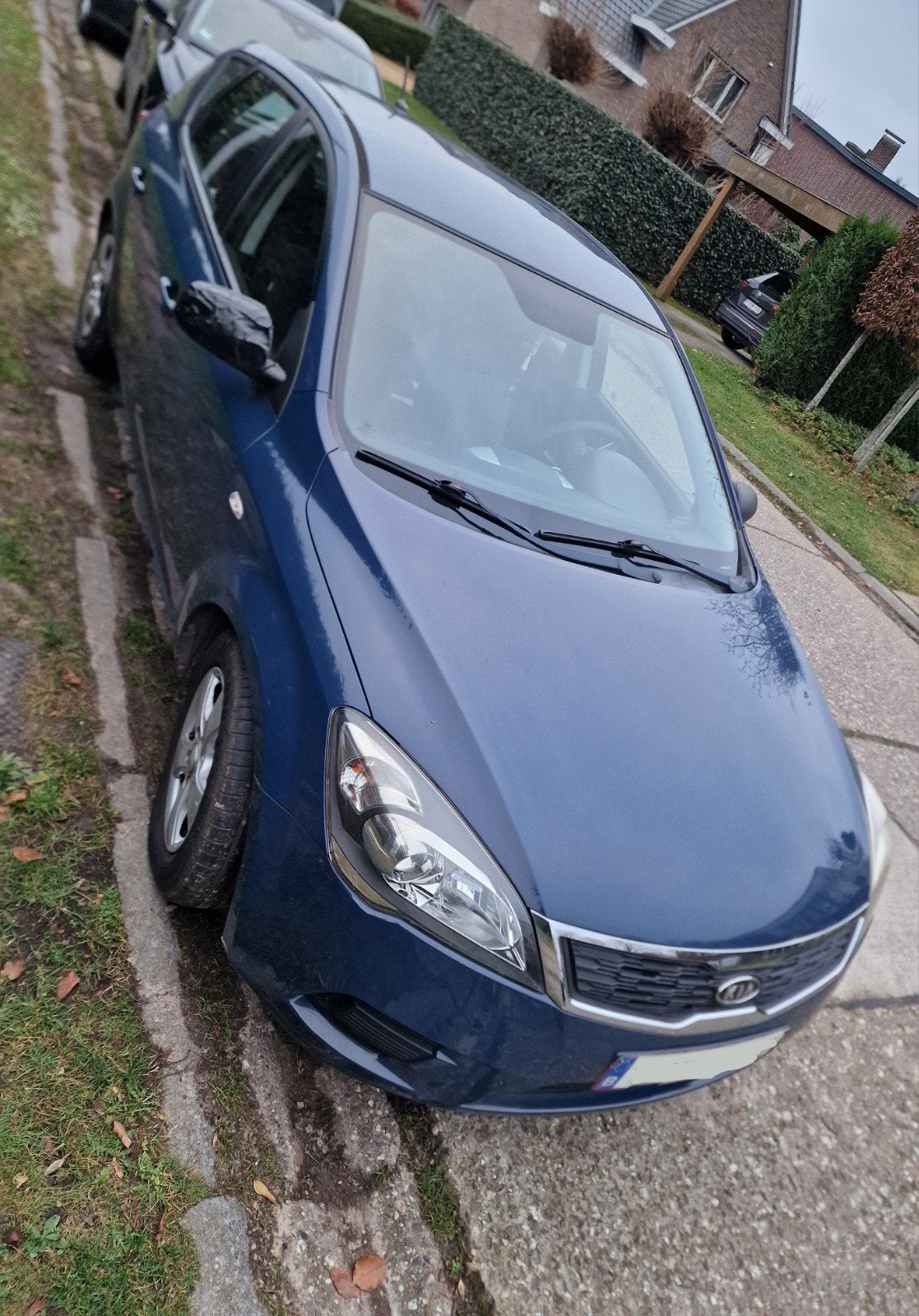 Kia ceed
121000km
1.6crdi 66kw diesel
Euro 5
Trekhaak
1elekt, Euro 5, 5 deurs, Particulier, Te koop