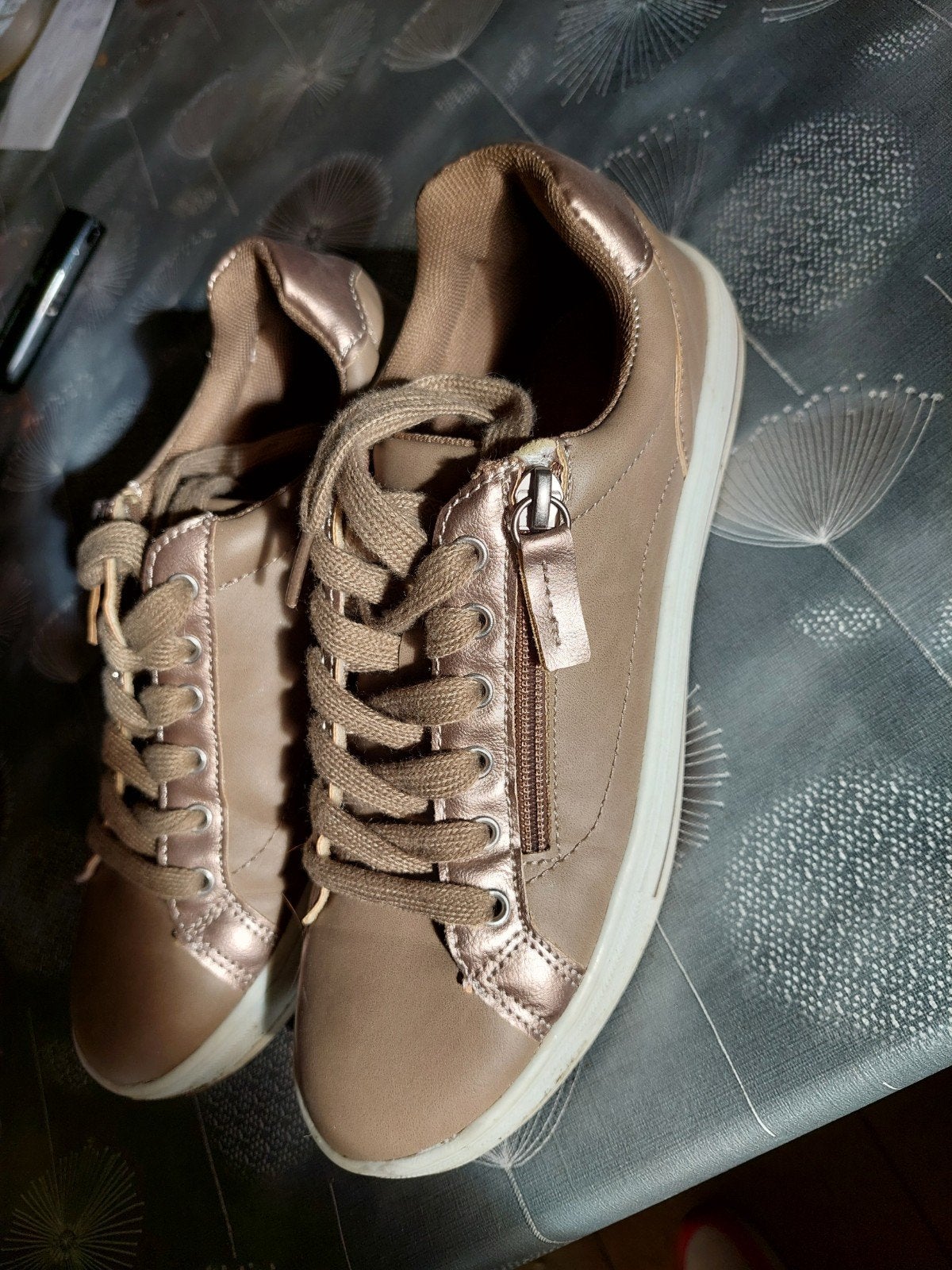 sneakers, Ophalen, Sneakers