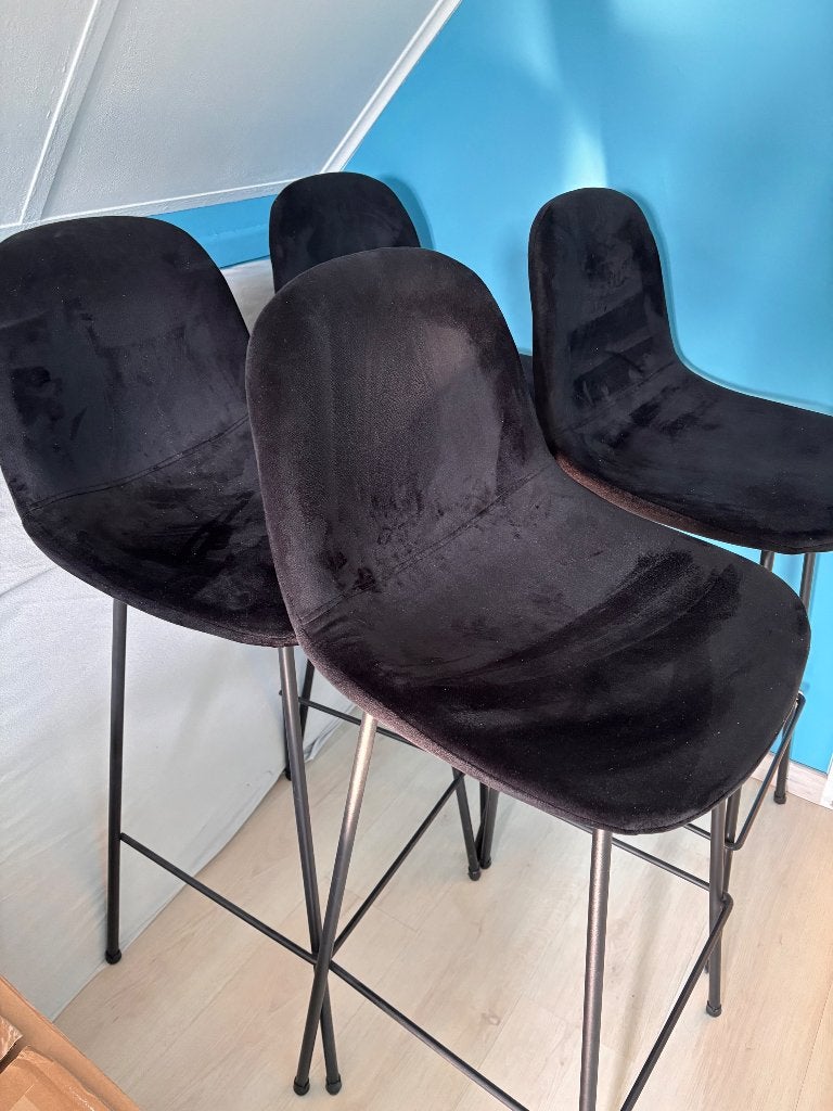 Zwarte velvet barkrukken, Ophalen, Gebruikt, Met voetsteun, 60 tot 90 cm