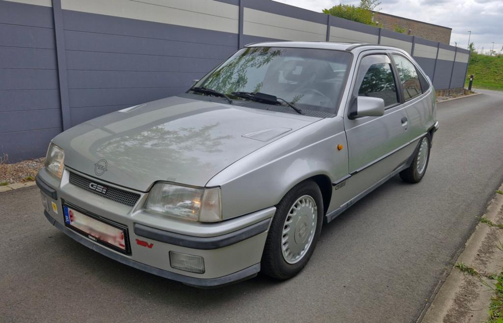 Kadett E gsi 16 V, Autos, Opel, Argent ou Gris, 110 kW, Kadett, Boîte manuelle