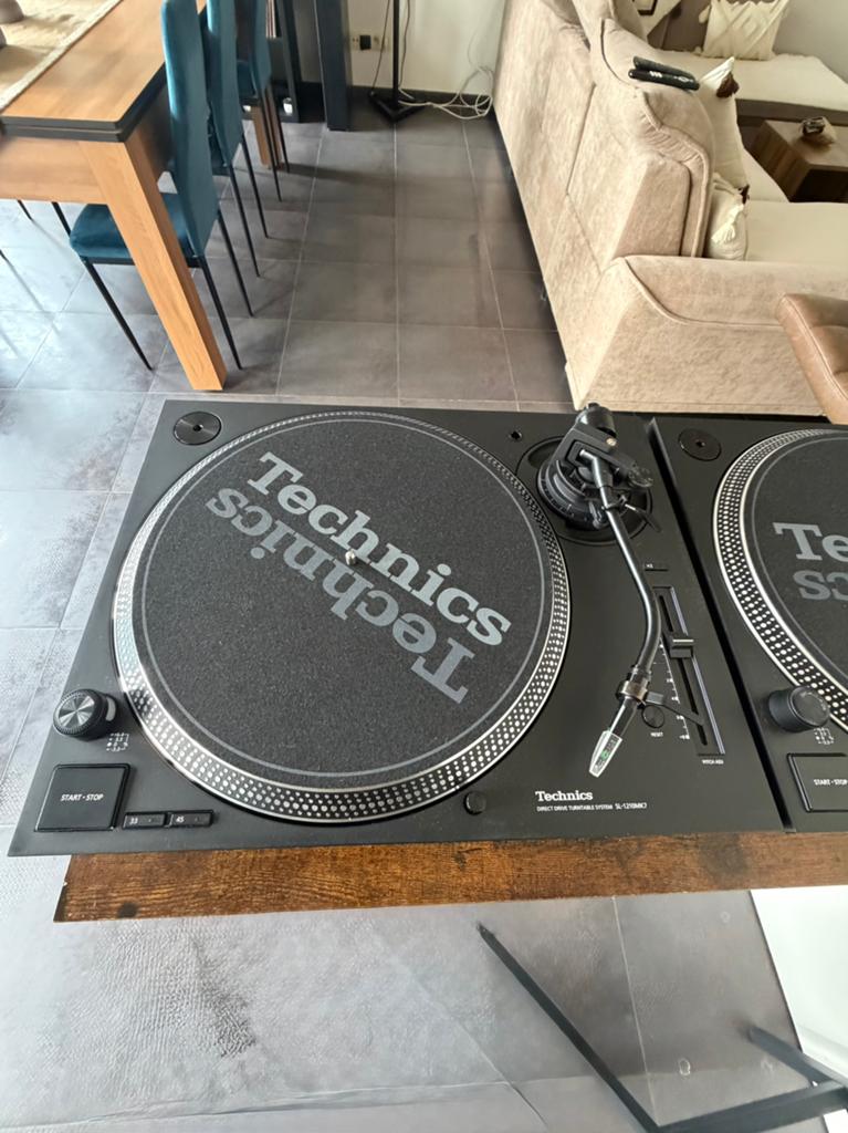 Technics SL-1210 MK7 paar bijna nieuw, Ophalen, Draaitafel, Technics