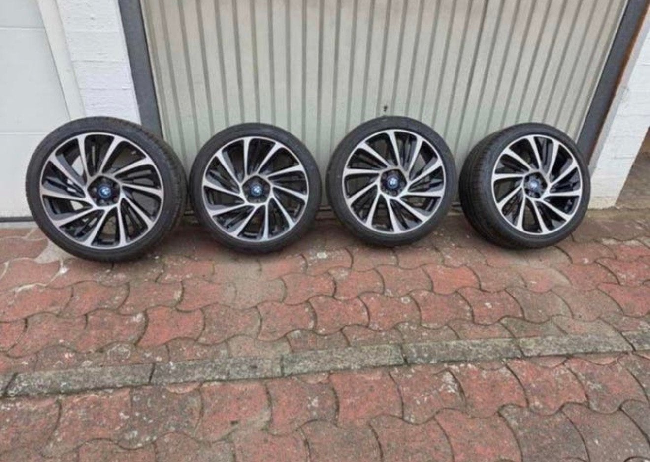 BMW i8 OEM Turbine Style 20” velgen + Bridgestone banden, Ophalen, 20 inch, Band(en)