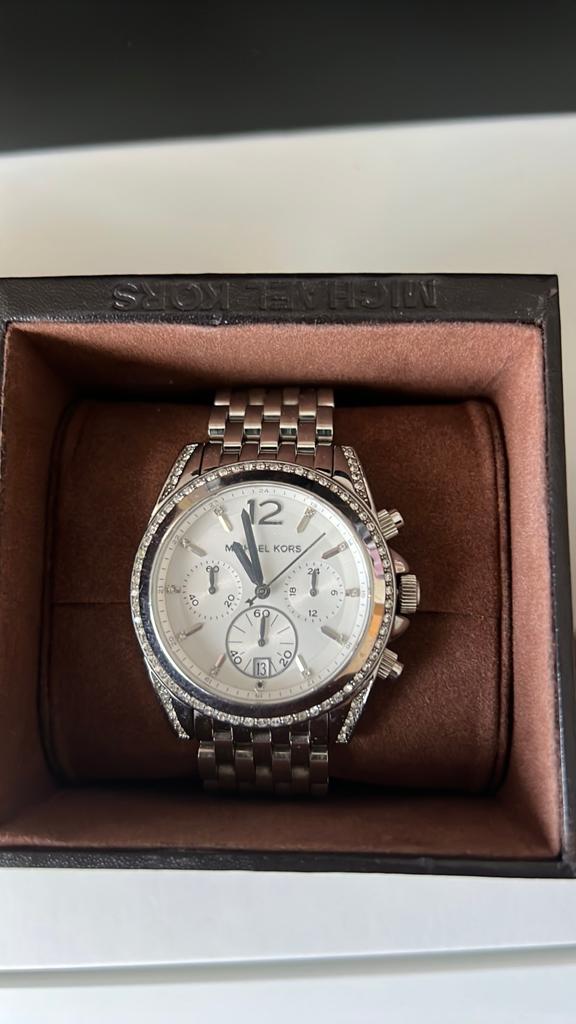 Michael Kors horloge MK5834, Handtassen en Accessoires, Horloges | Dames, Overige merken, Overige materialen, Polshorloge, Overige materialen