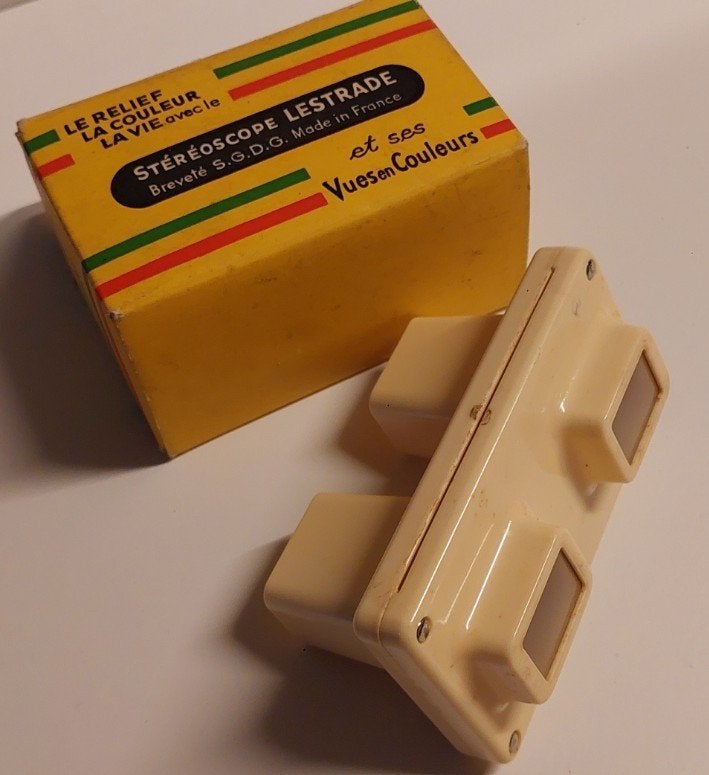 VINTAGE • Visionneuse 3D Stéréoscope Lestrade avec boîtier, TV, Hi-fi & Vidéo, Appareils photo analogiques, Comme neuf, Autres Marques