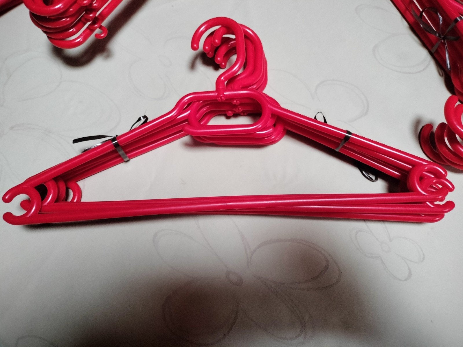 kleerhangers, Ophalen