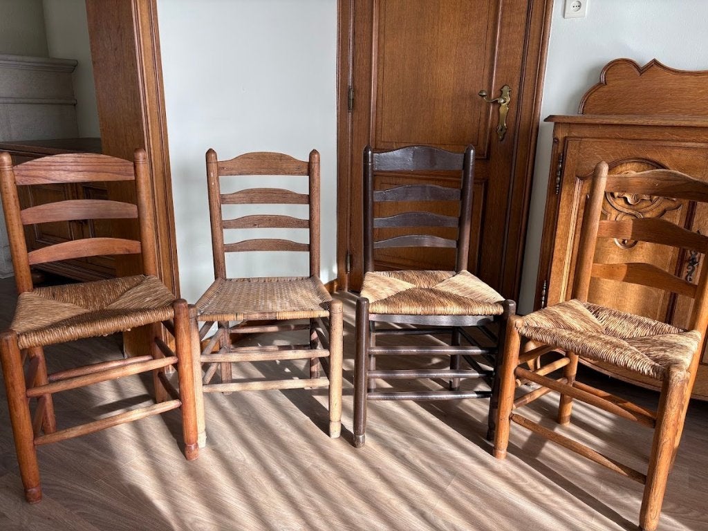 4 Oude stoeltjes, Antiek en Kunst, Ophalen