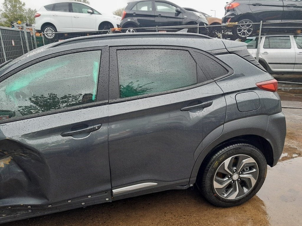 VITRE ARRIERE GAUCHE Hyundai Kona (OS) (01-2017/04-2023), Hyundai Motor Deutschland GmbH, Kaiserleipromenade 5
63067  Offenbach am Main, DE