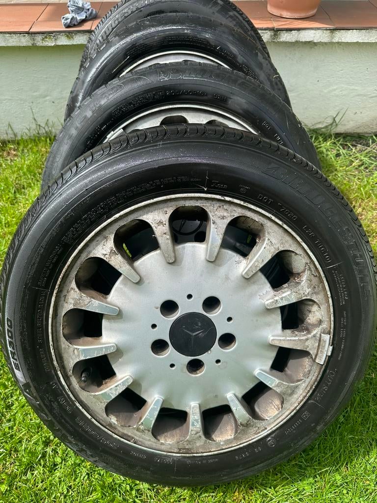 4x MERCEDES banden 205/60 R16, Auto-onderdelen, Banden en Velgen, Ophalen, Gebruikt, 16 inch, Banden en Velgen