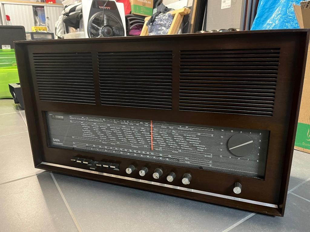 Radio tube SABA Freudenstadt stéréo modèle FD16, Enlèvement