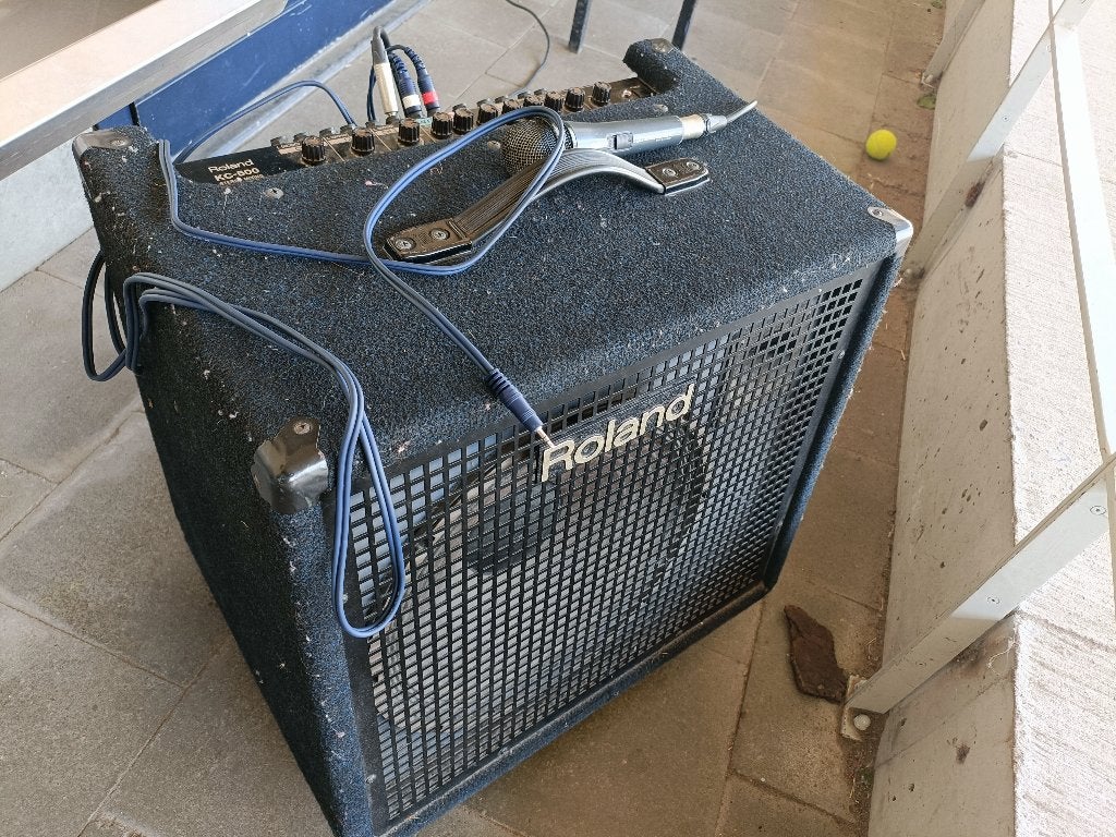 Roland KC500 versterker, Ophalen, Gebruikt, 100 watt of meer