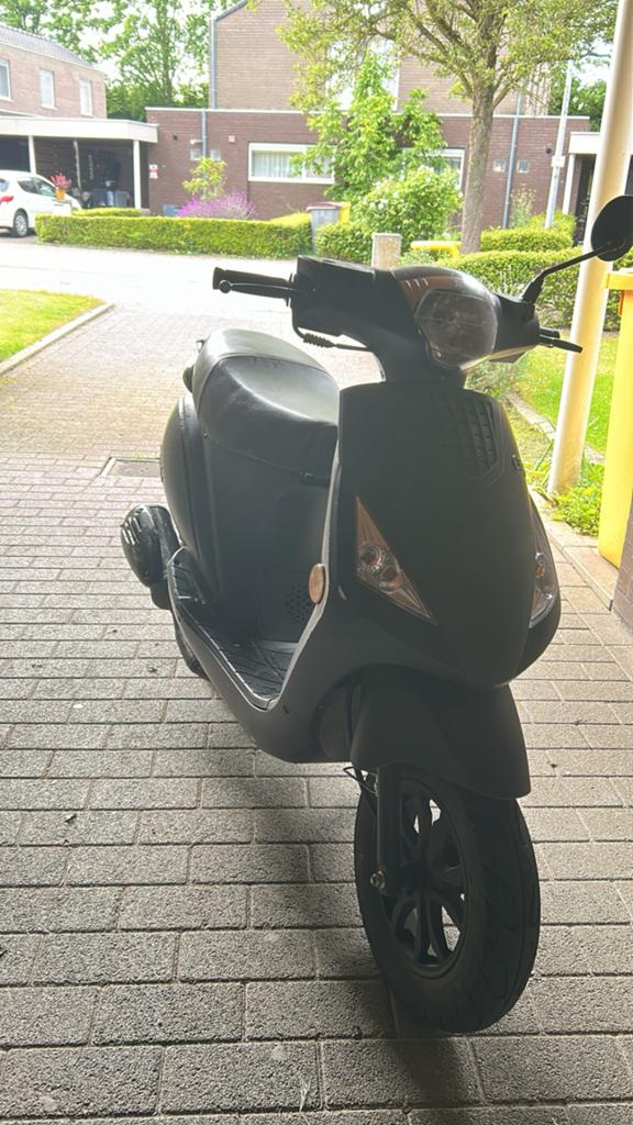 La souris brommer 50cc 4t, Vélos & Vélomoteurs, Scooters | Marques Autre, Enlèvement, Utilisé, Classe A (25 km/h), Essence